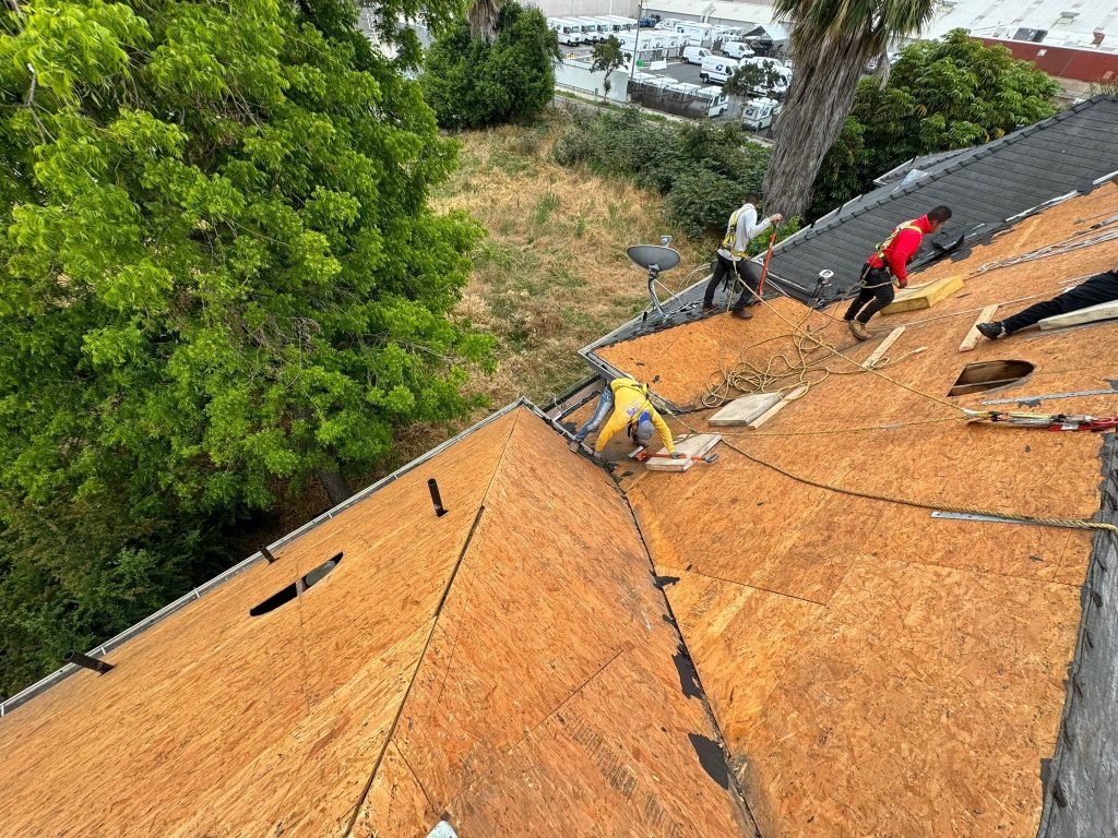 Complete Roof Replacement​
